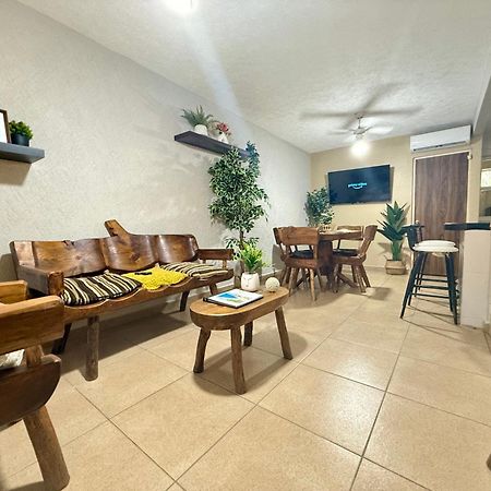 Appartamento Casa Con Alberca A 8 Min De Playa Ixtapa  Esterno foto
