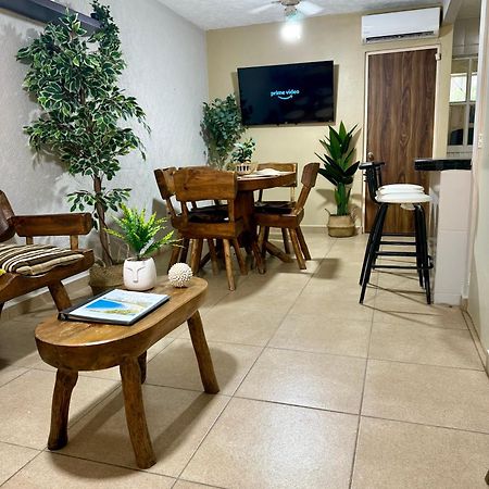 Appartamento Casa Con Alberca A 8 Min De Playa Ixtapa  Esterno foto