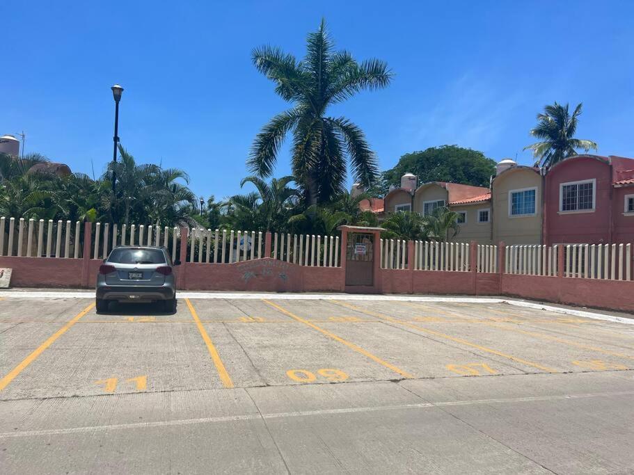 Appartamento Casa Con Alberca A 8 Min De Playa Ixtapa  Esterno foto
