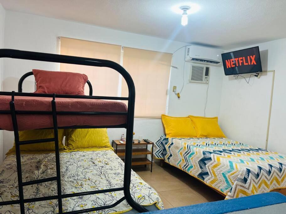 Appartamento Casa Con Alberca A 8 Min De Playa Ixtapa  Esterno foto