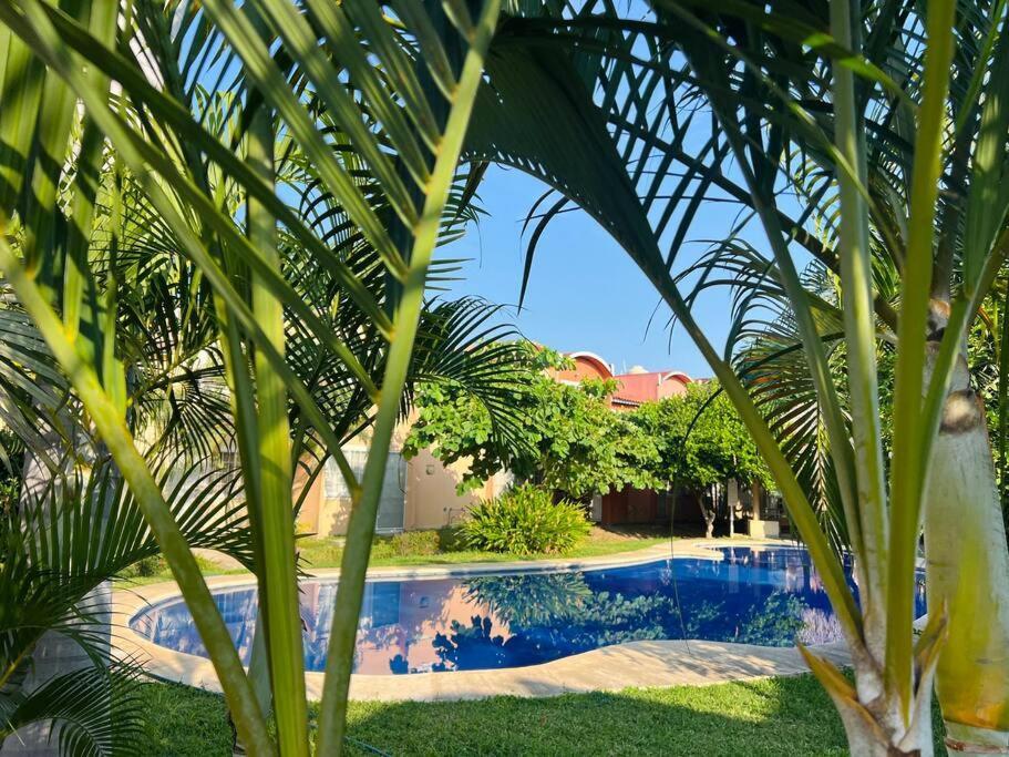 Appartamento Casa Con Alberca A 8 Min De Playa Ixtapa  Esterno foto