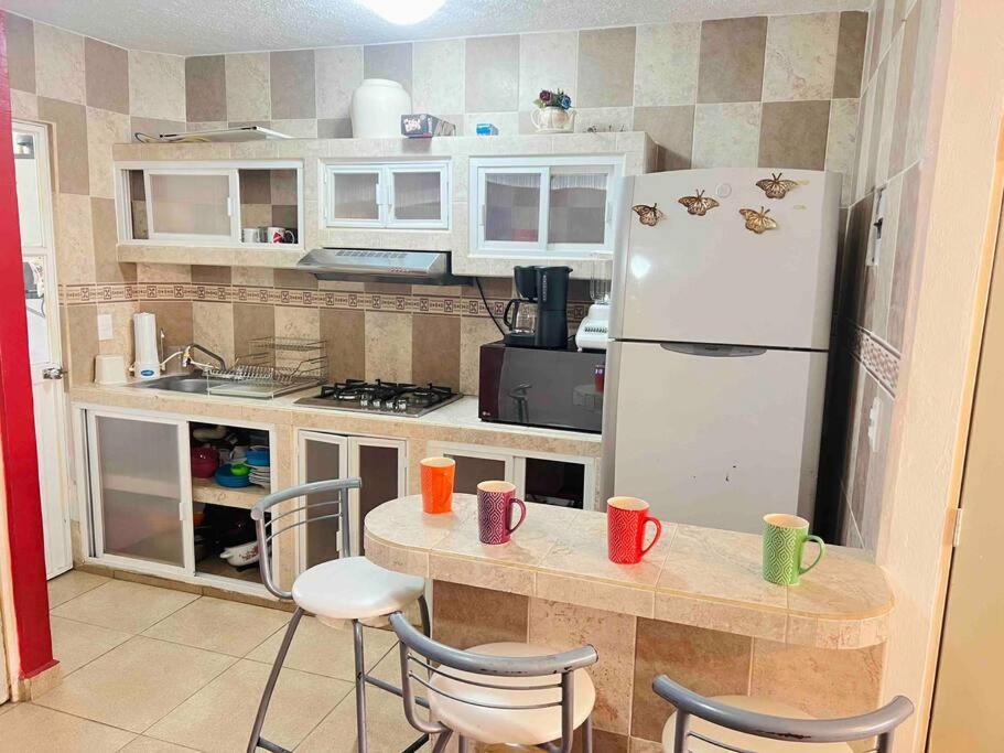 Appartamento Casa Con Alberca A 8 Min De Playa Ixtapa  Esterno foto