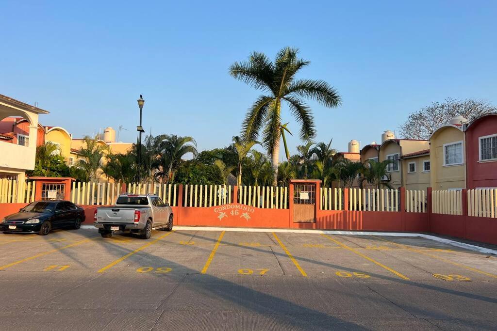 Appartamento Casa Con Alberca A 8 Min De Playa Ixtapa  Esterno foto