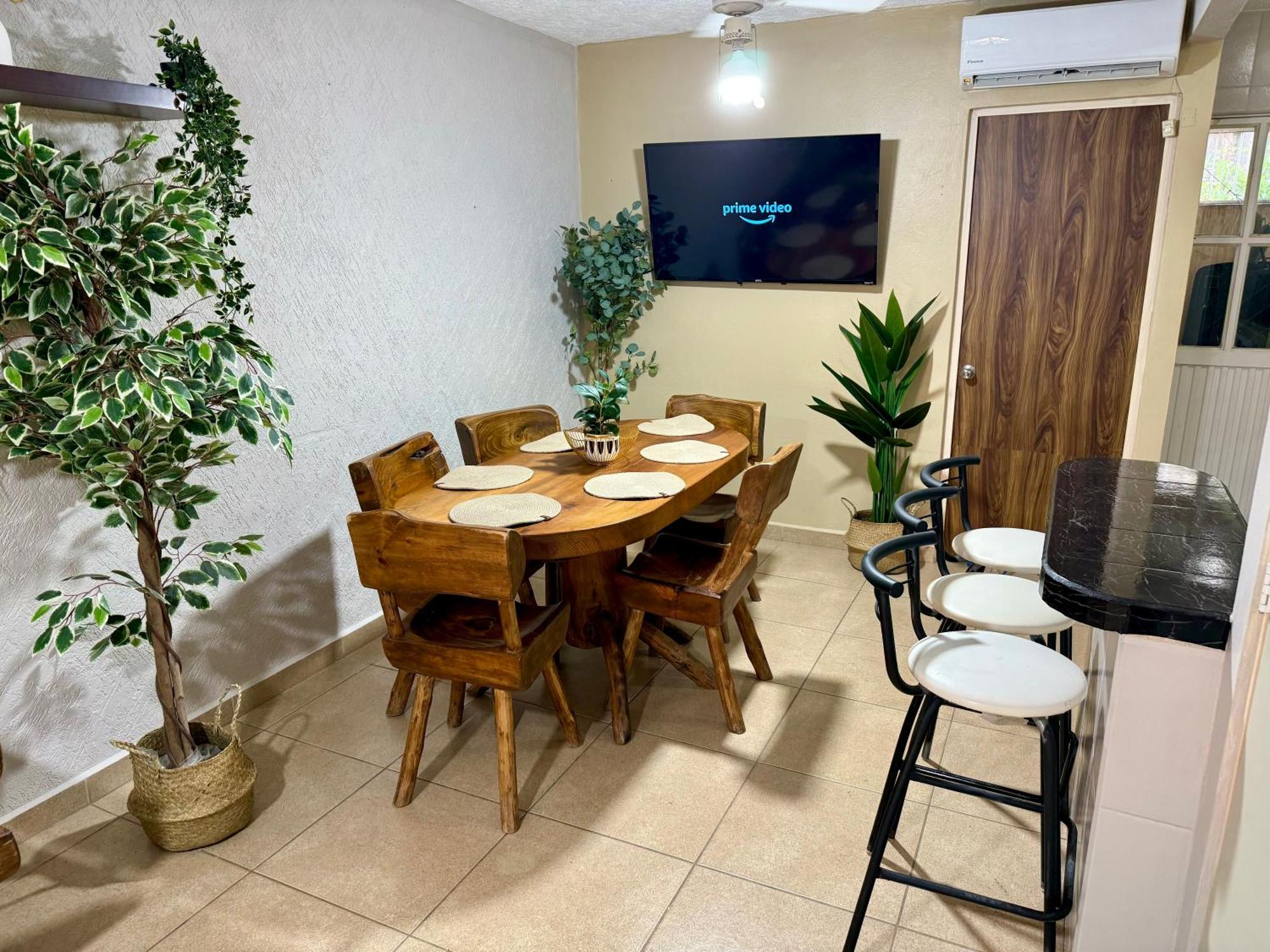 Appartamento Casa Con Alberca A 8 Min De Playa Ixtapa  Esterno foto